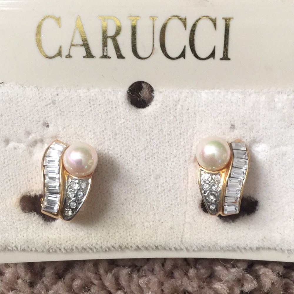 Beautiful gold-plated clip-on earrings
